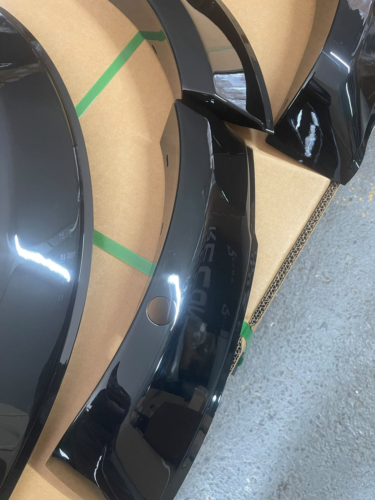 Fender Flares Smooth Gloss Black with Sensor Holes – Suitable for Ford Ranger Wildtrak 2023–2025 – view 7