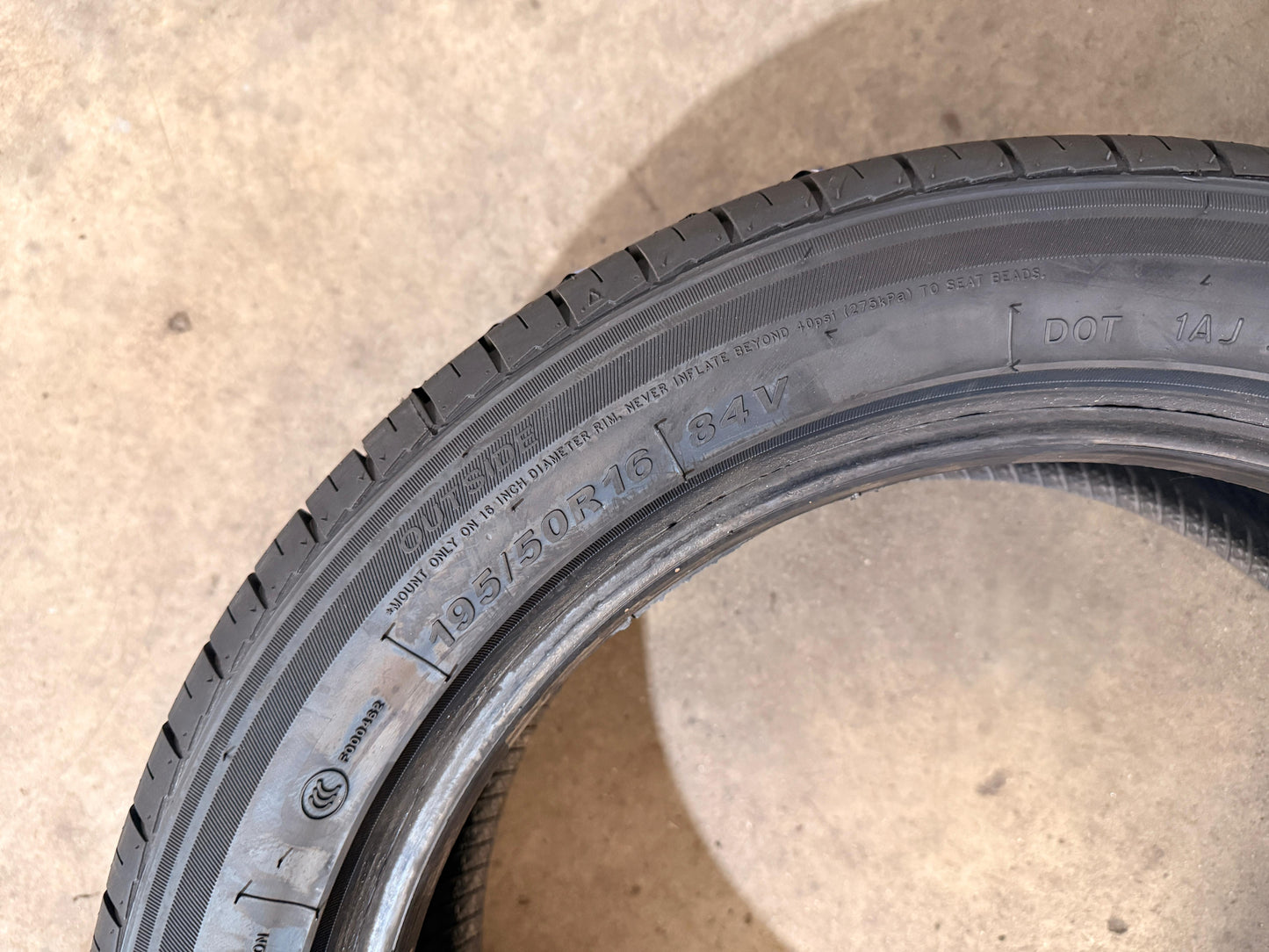 195/50R16 84V – Comforser New Tyre | Passenger Car | All-Season