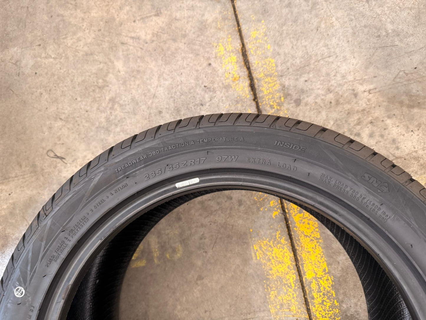 235/45R17 87W XL – Comforser New Tyre | Performance Car | All-Season