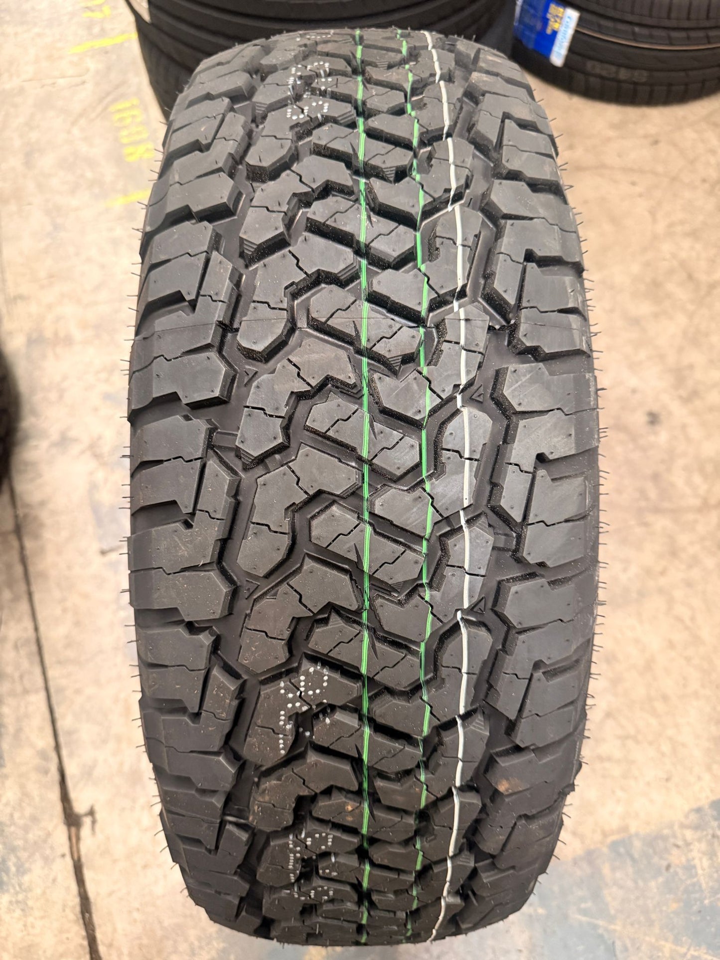 245/70R16 111T XL AT – Comforser New Tyre | 4WD / Ute | All-Terrain