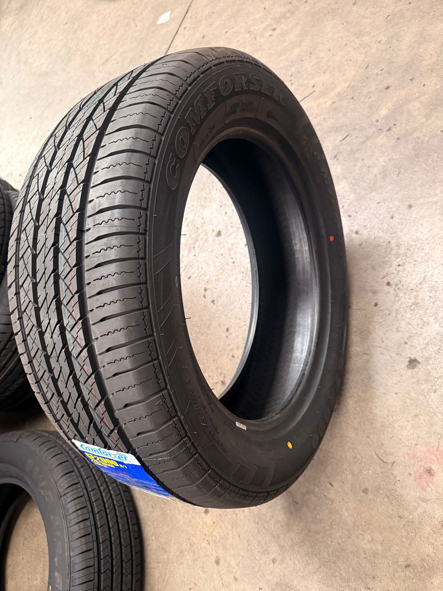 235/55R18 104W XL – Comforser New Tyre | SUV / Crossover | Touring / Performance