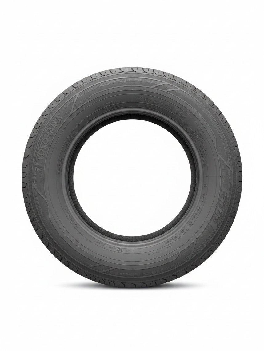 Zoom Tyres Otahuhu Yokohama E400 185/65R14 86H passenger tyre featuring a radial tubeless design for everyday road use.