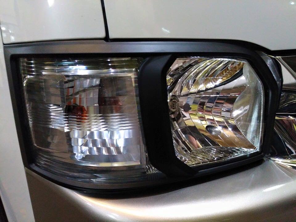 Headlight Covers suitable for Toyota Hiace 2016–2018 – left and right ABS set – view 2