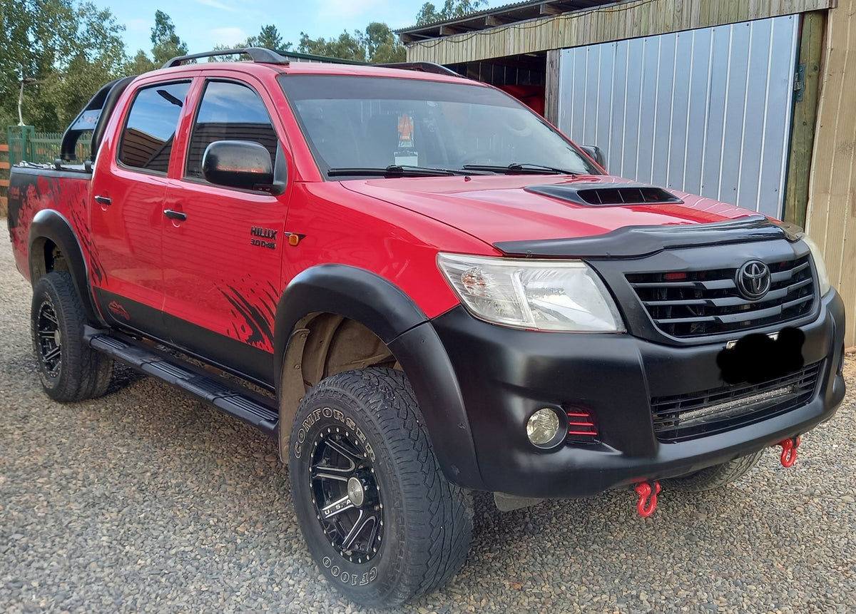Toyota Hilux 2011–2014 Fender Flares Smooth OEM set for all four wheel arches – view 1