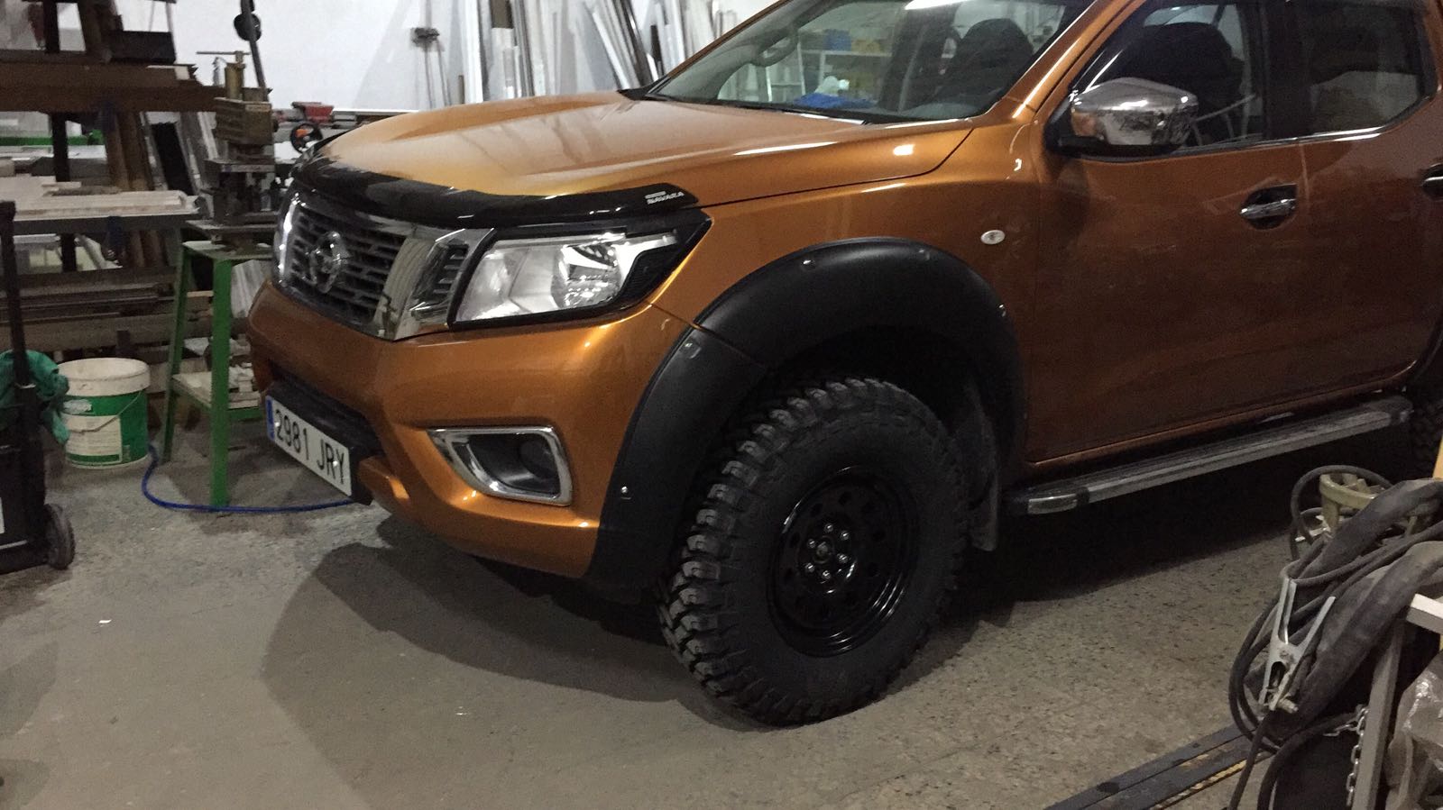 Fender Flare Bolts Modified - Suitable for Nissan Navara NP300 ST/STX 2015 - 2020 Zoom Tyres Otahuhu