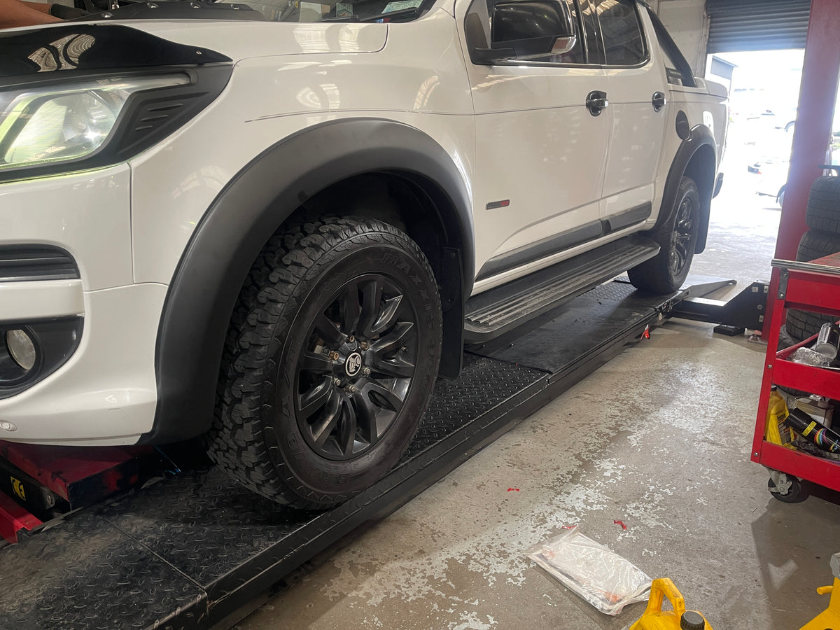 Fender Flare Smooth OEM - Suitable for Holden Colorado 2017 - 2020 Zoom Tyres Otahuhu