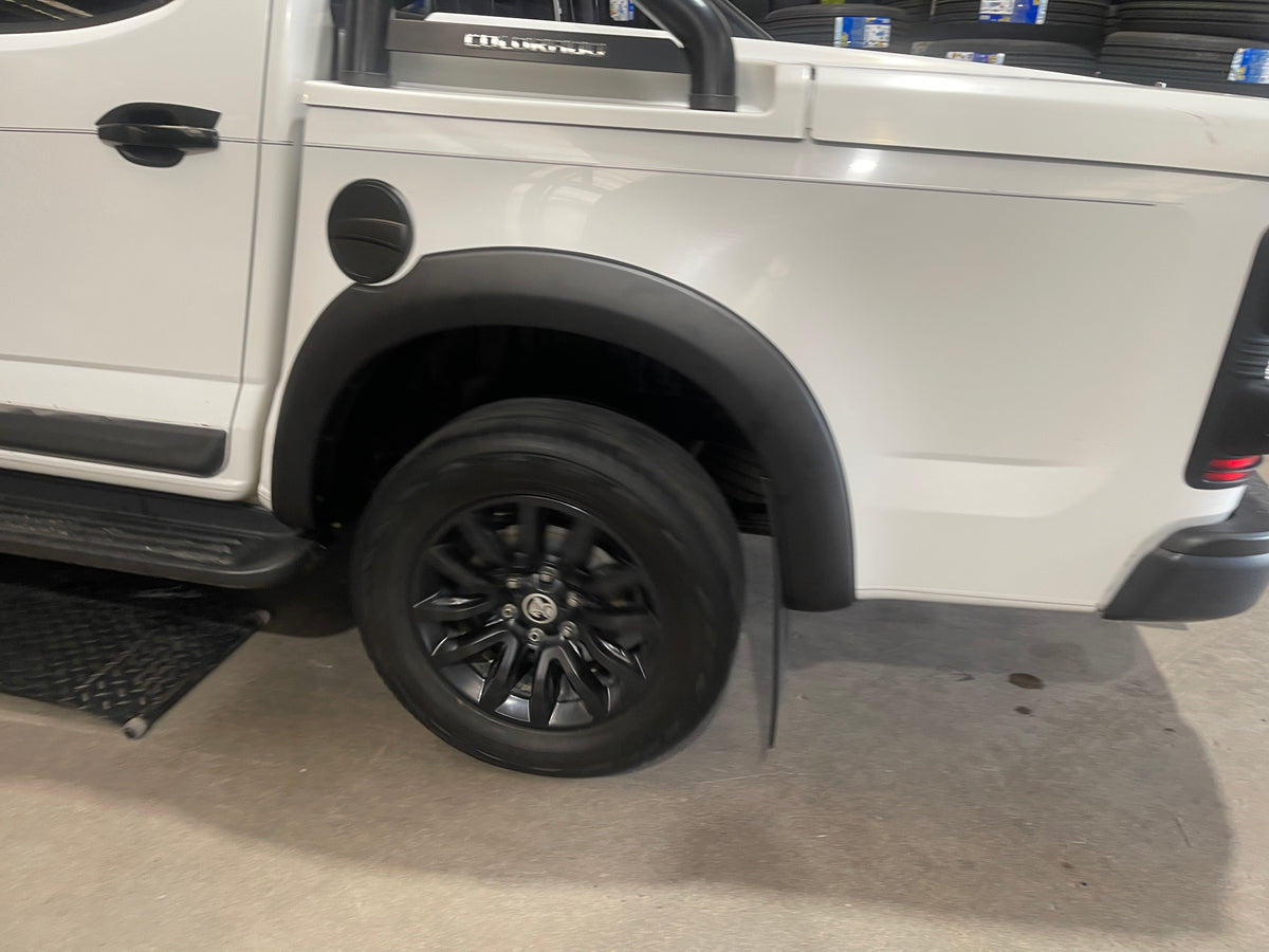 Fender Flare Smooth OEM - Suitable for Holden Colorado 2017 - 2020 Zoom Tyres Otahuhu