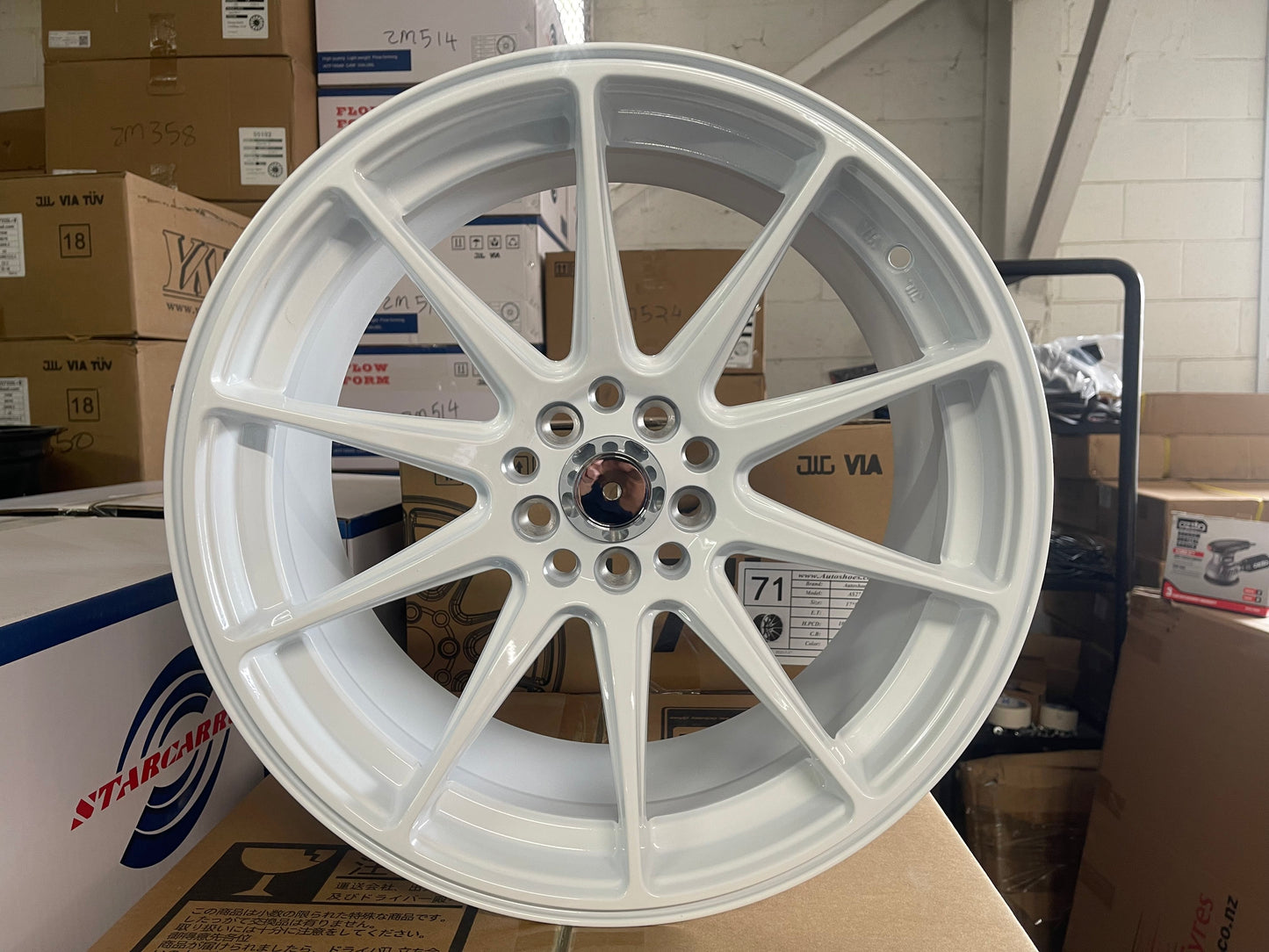 17x8.25 White Alloy Wheels 5x100 / 5x114.3 ET20 – Set of 4