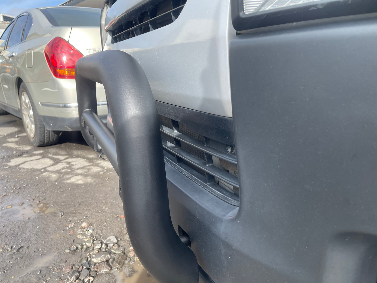 Nudge Bar - Suitable for Toyota Hiace 2006-2018 Black Zoom Tyres Otahuhu