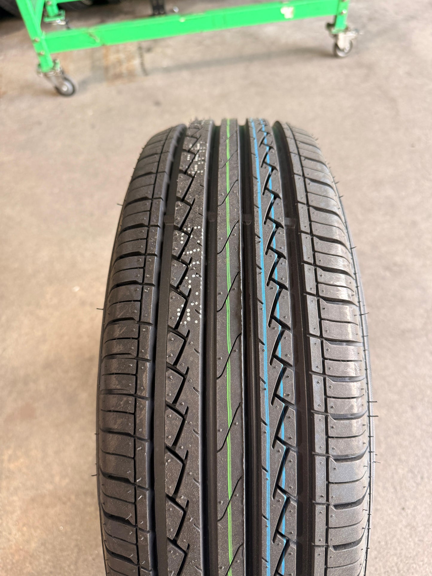 185/70R14 88H – Comforser New Tyre | Passenger Car | All-Season