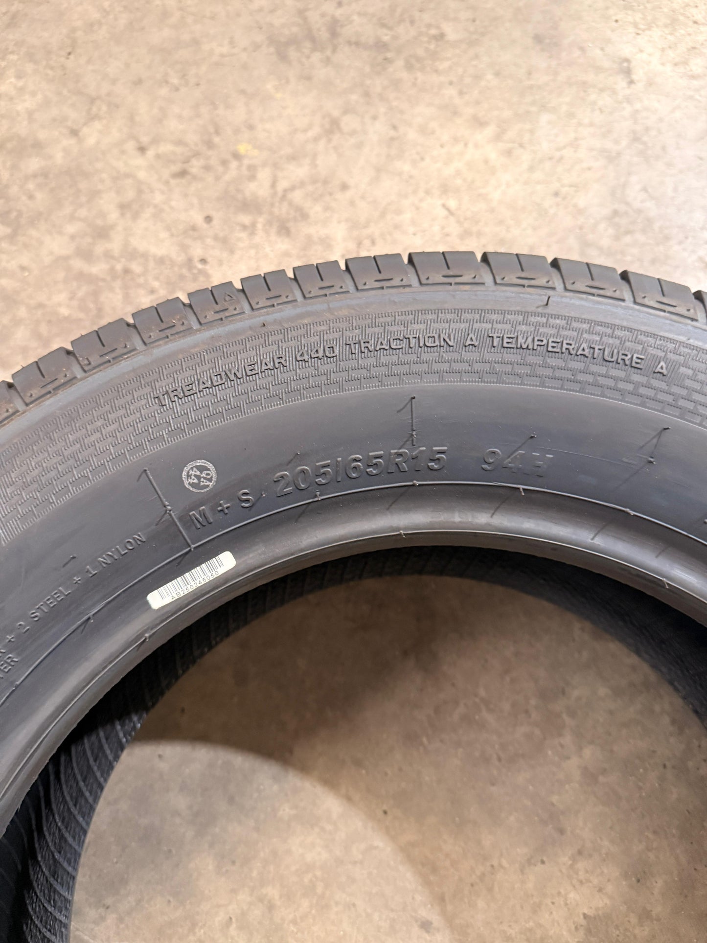 205/65R15 94H – Comforser New Tyre | Passenger Car | All-Season