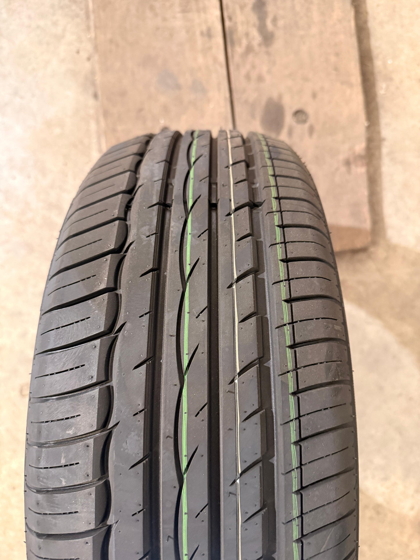 195/50R16 84V – Comforser New Tyre | Passenger Car | All-Season