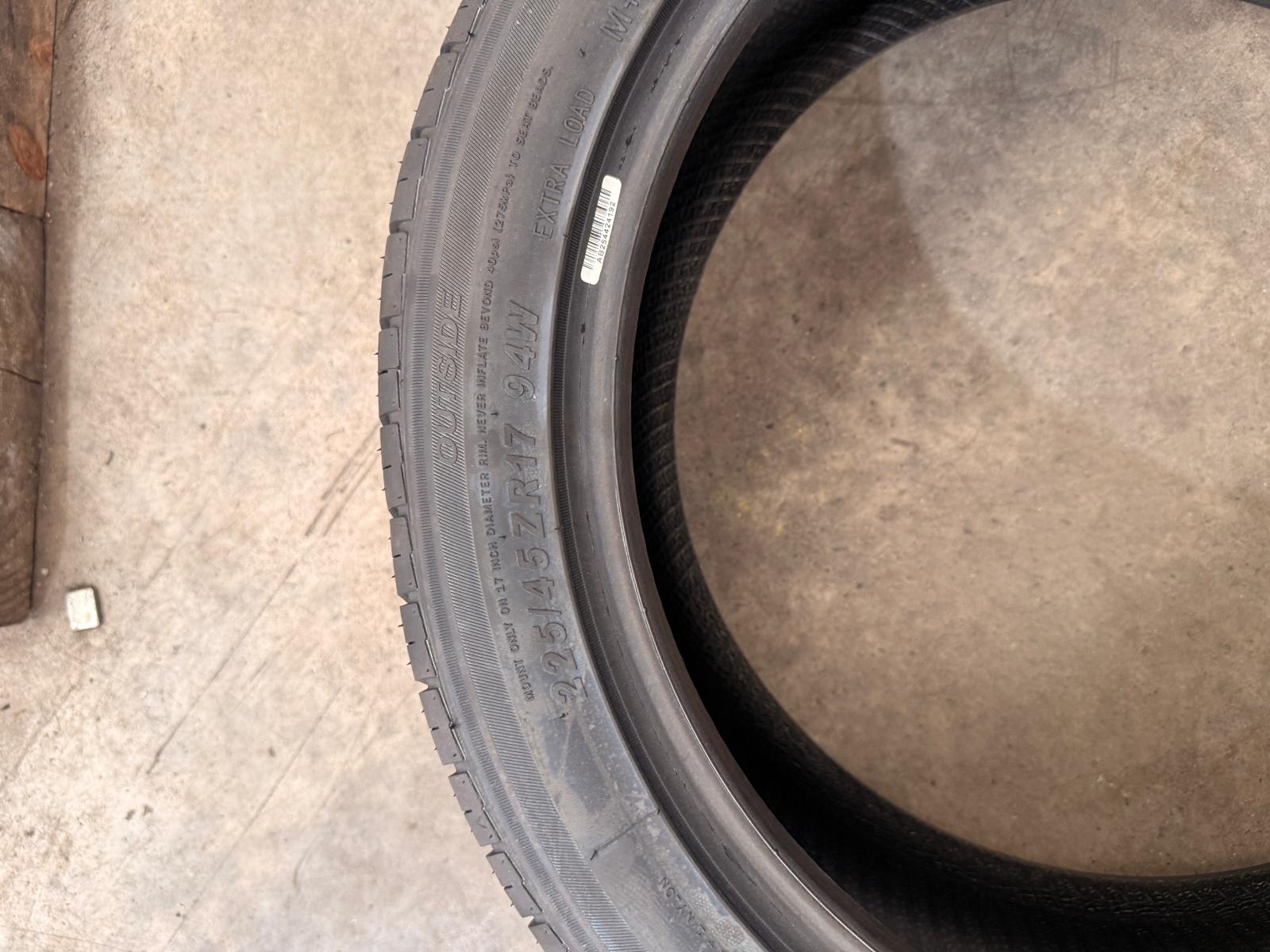 225/45R17 94W XL – Comforser New Tyre | Performance Car | All-Season - Zoom Tyres Otahuhu