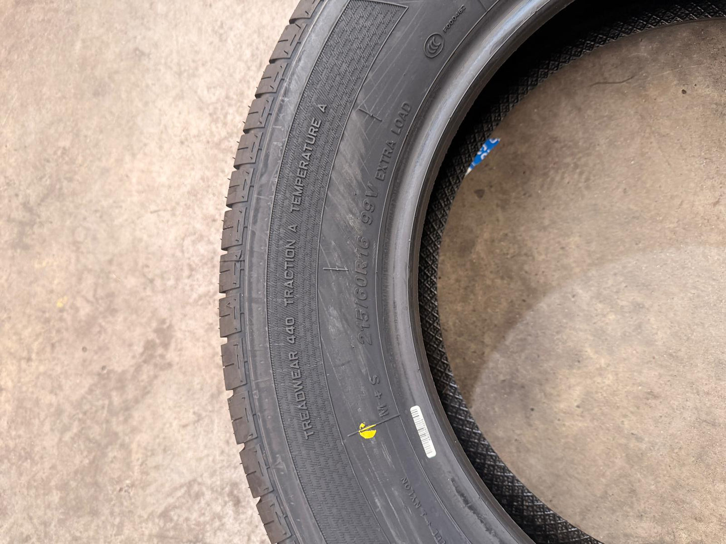 215/60R16 99V XL – Comforser New Tyre | Passenger Car | All-Season
