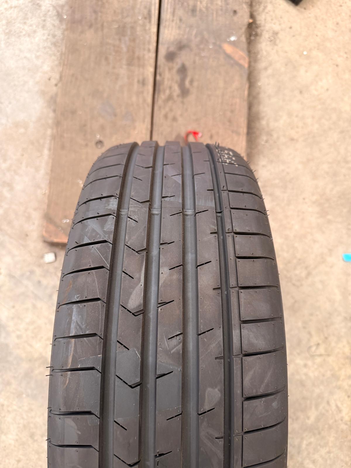 195/45R17 85W XL – Royal Black New Tyre | Passenger Car | All-Season