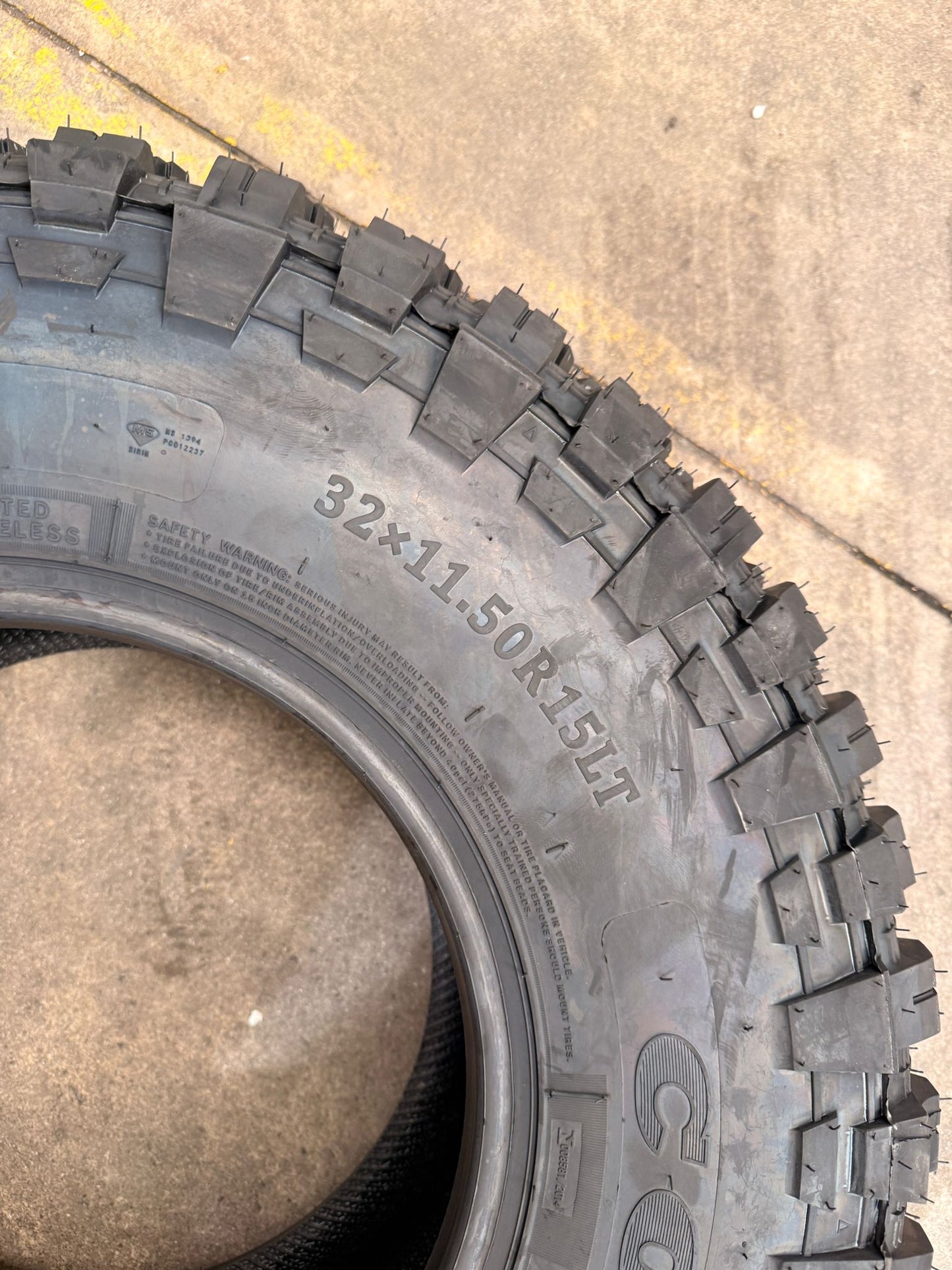 32x11.5R15 113Q 6PR MT – Comforser New Tyre | 4WD / Ute | Mud-Terrain