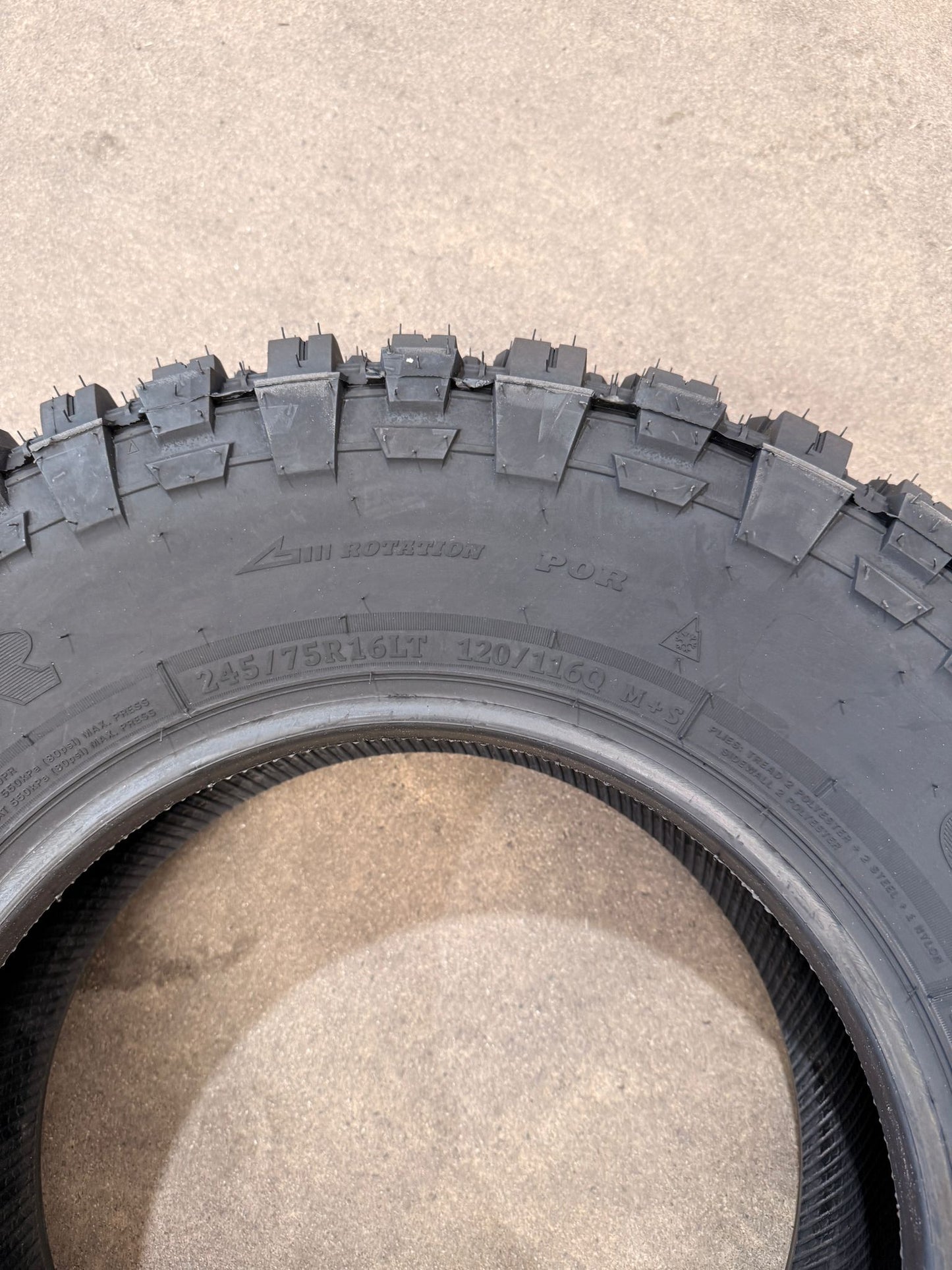 245/75R16 120/116Q 10PR MT – Comforser New Tyre | 4WD / Ute | Mud-Terrain