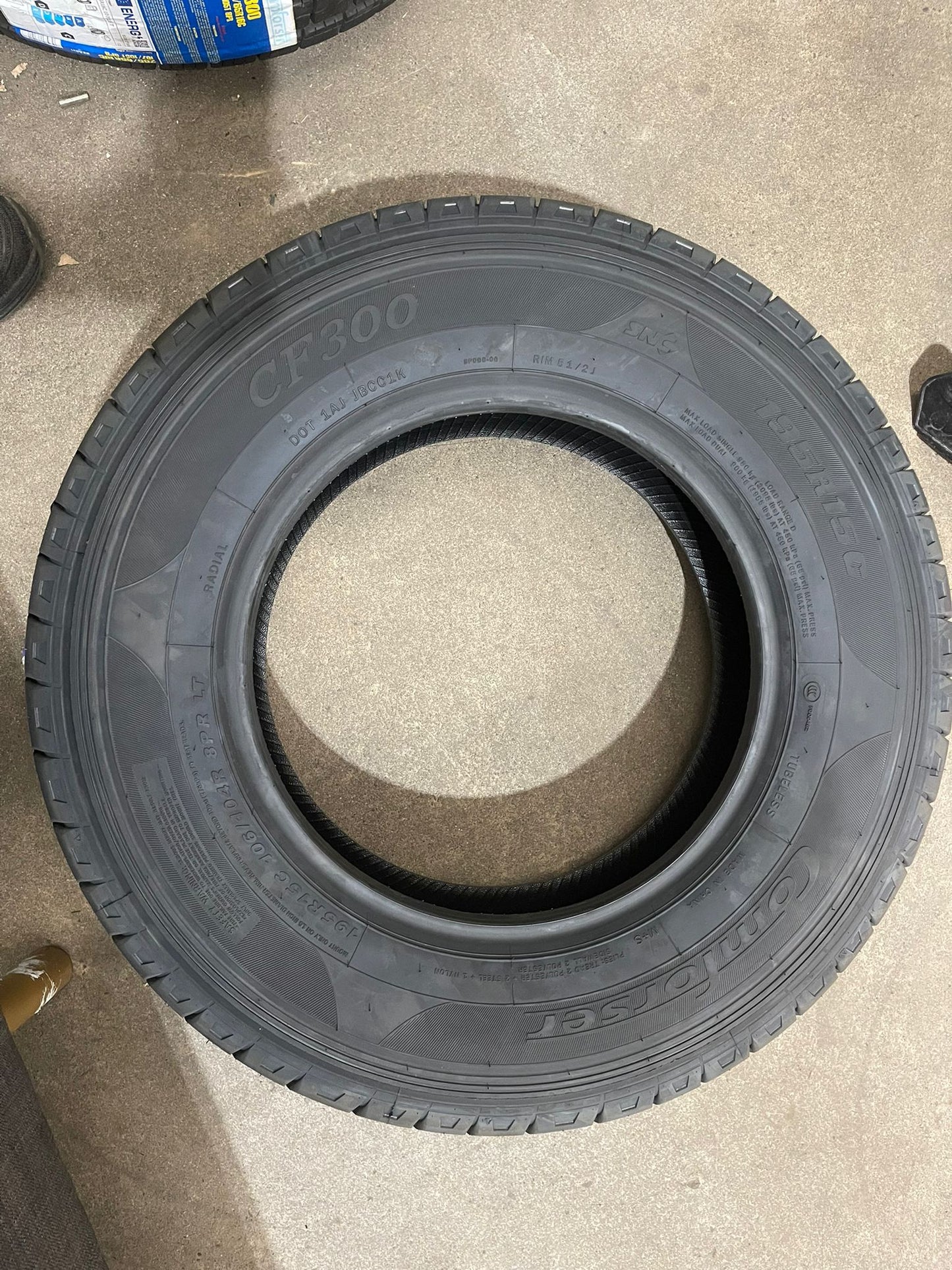195R15C Vitora 8PR 106/104R Commercial Tyre