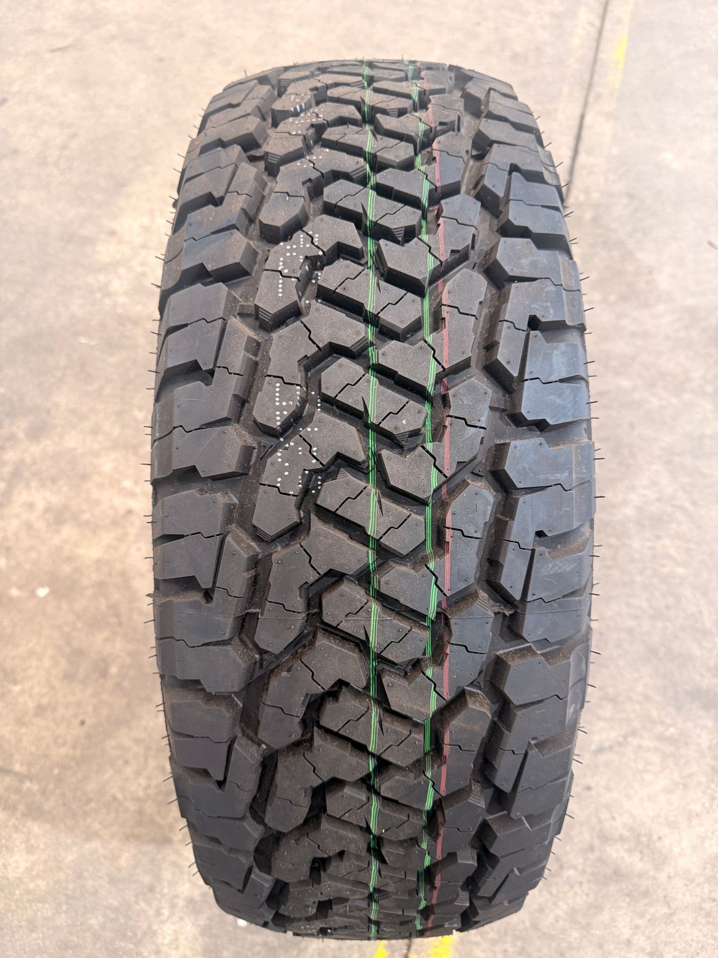 31x10.5R15 109S 6PR AT – Comforser New Tyre | 4WD / Ute | All-Terrain
