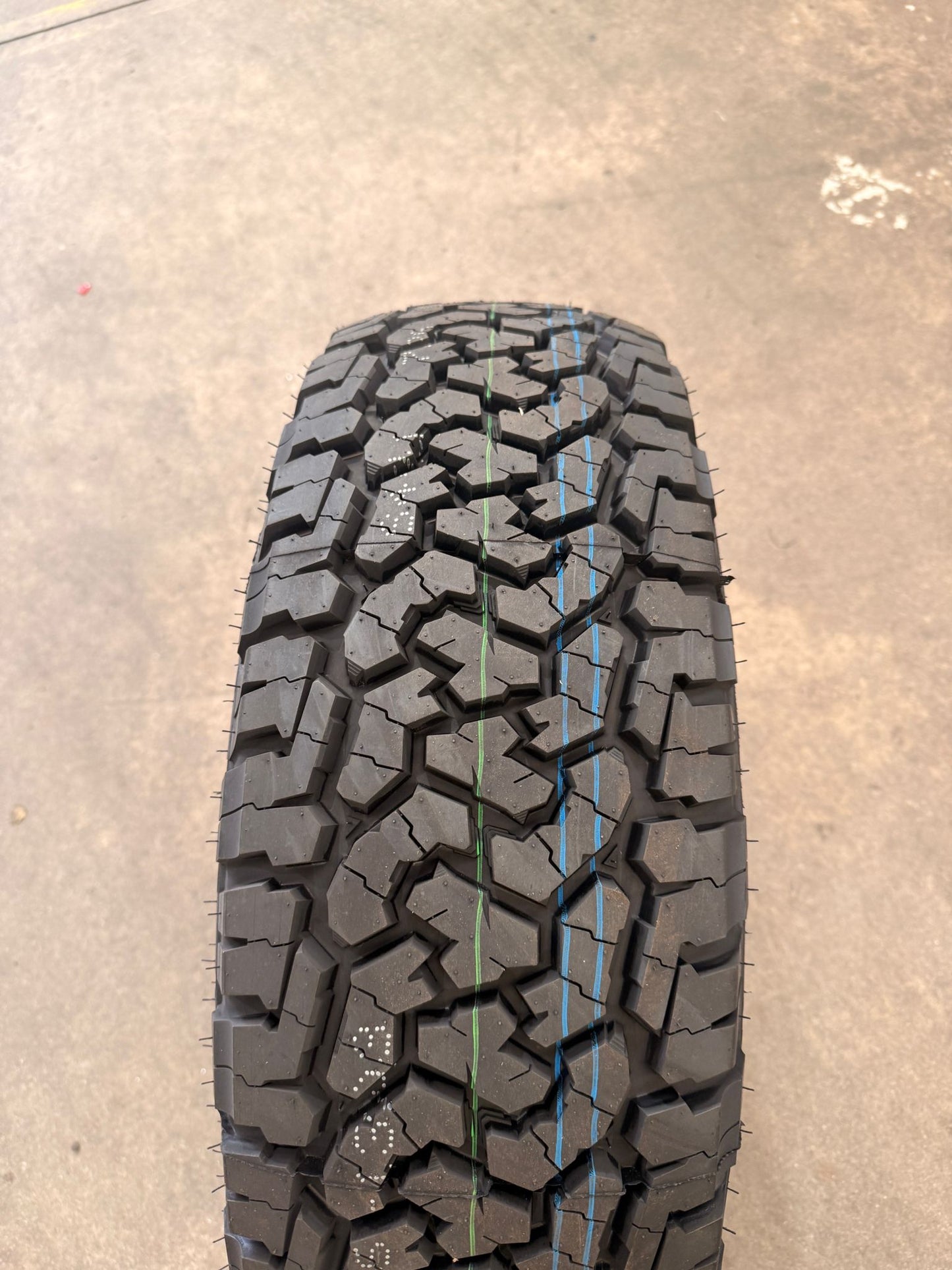 245/75R16 120/116R 10PR AT – Comforser New Tyre | 4WD / Ute | All-Terrain