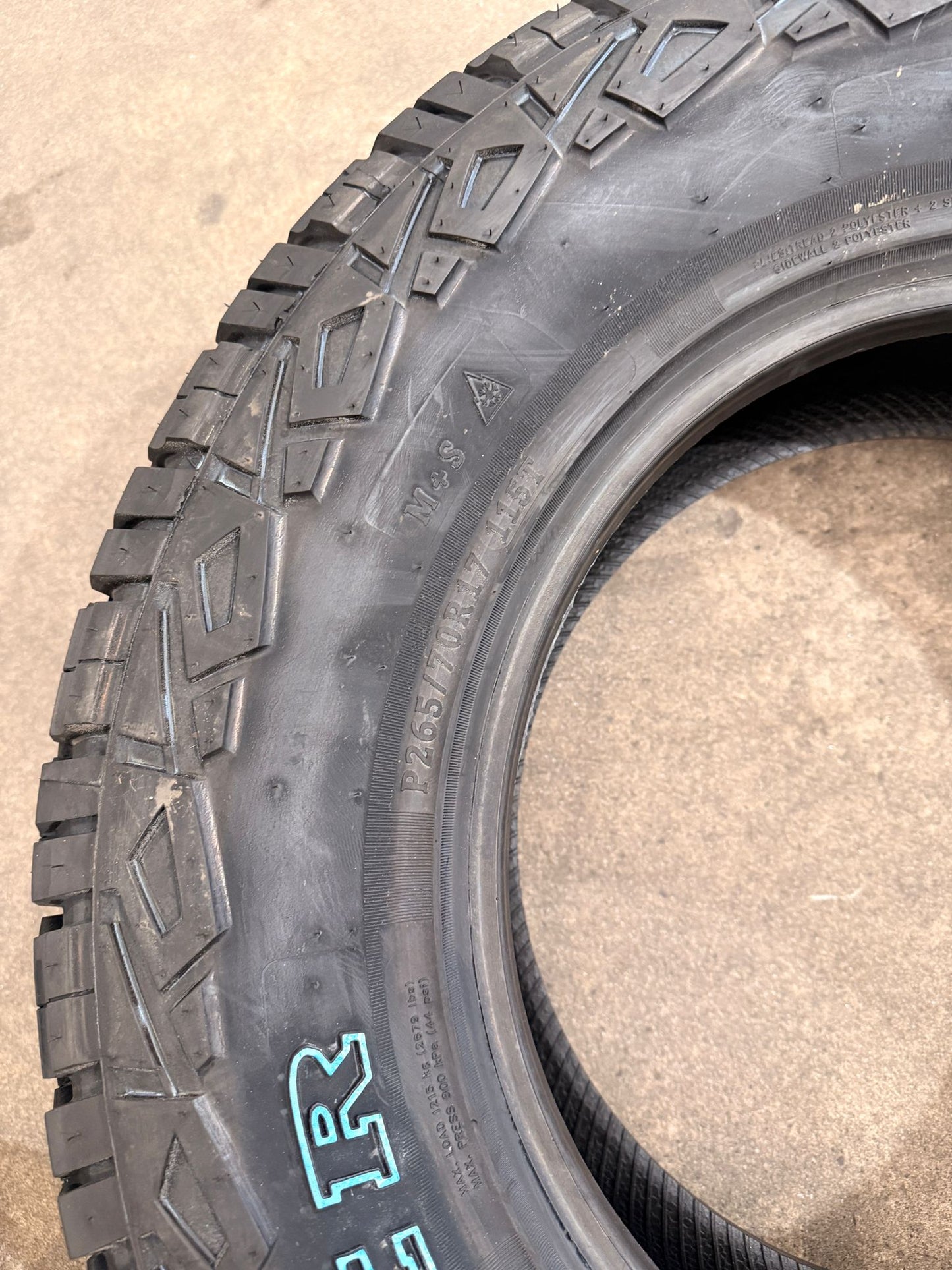 265/70R17 115T AT – Comforser New Tyre | 4WD / Ute | All-Terrain