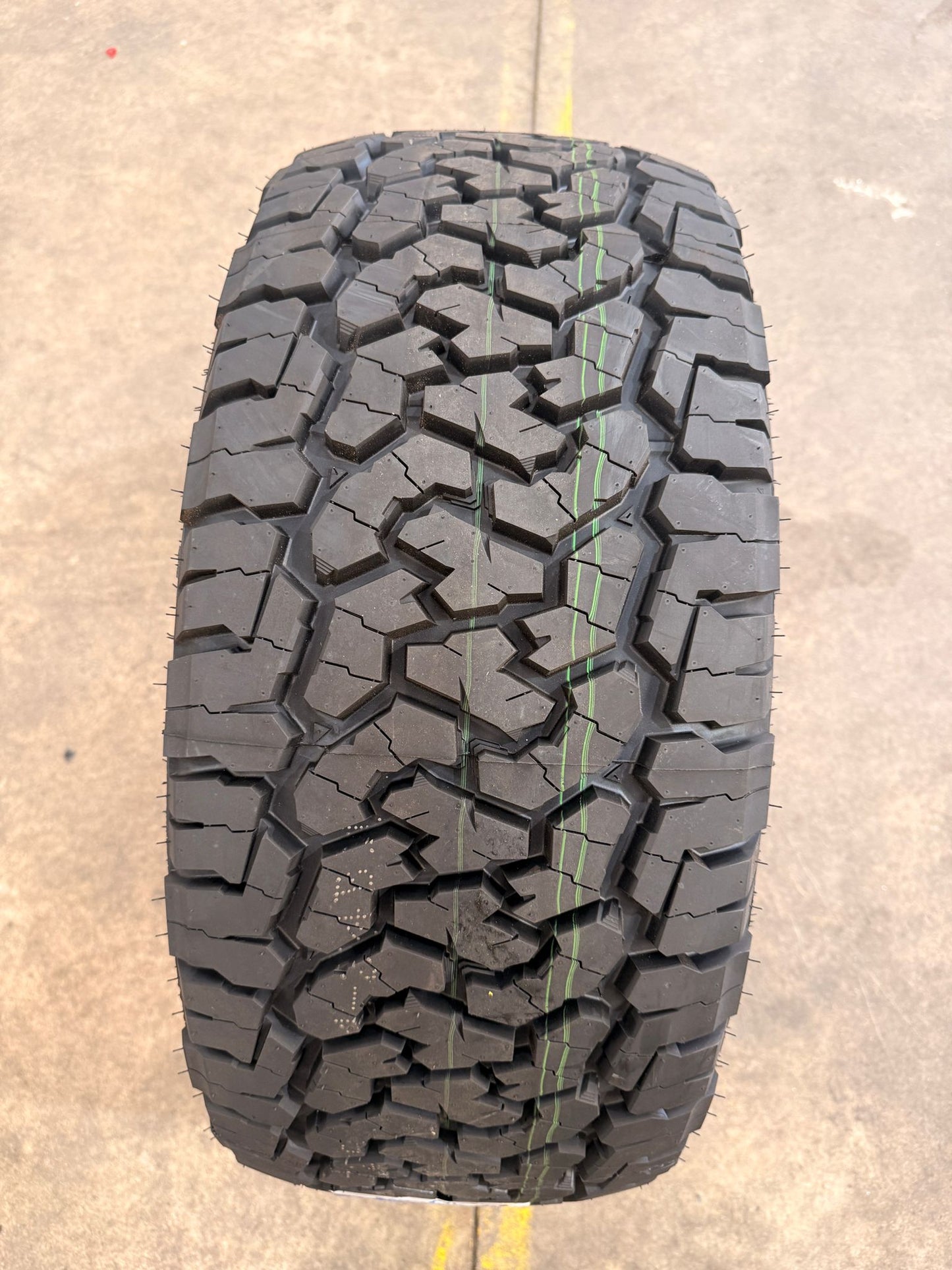 285/50R20 119/116S 10PR AT – Comforser New Tyre | 4WD / Ute | All-Terrain