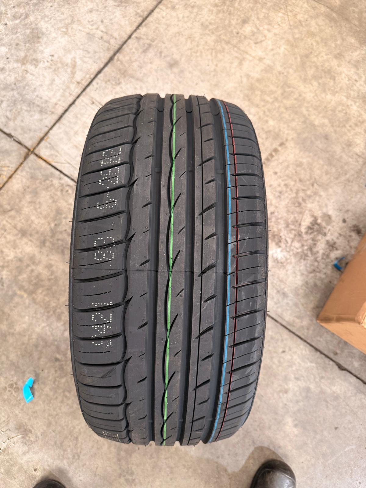 235/40R18 95W XL – Comforser New Tyre | Passenger Car | Performance