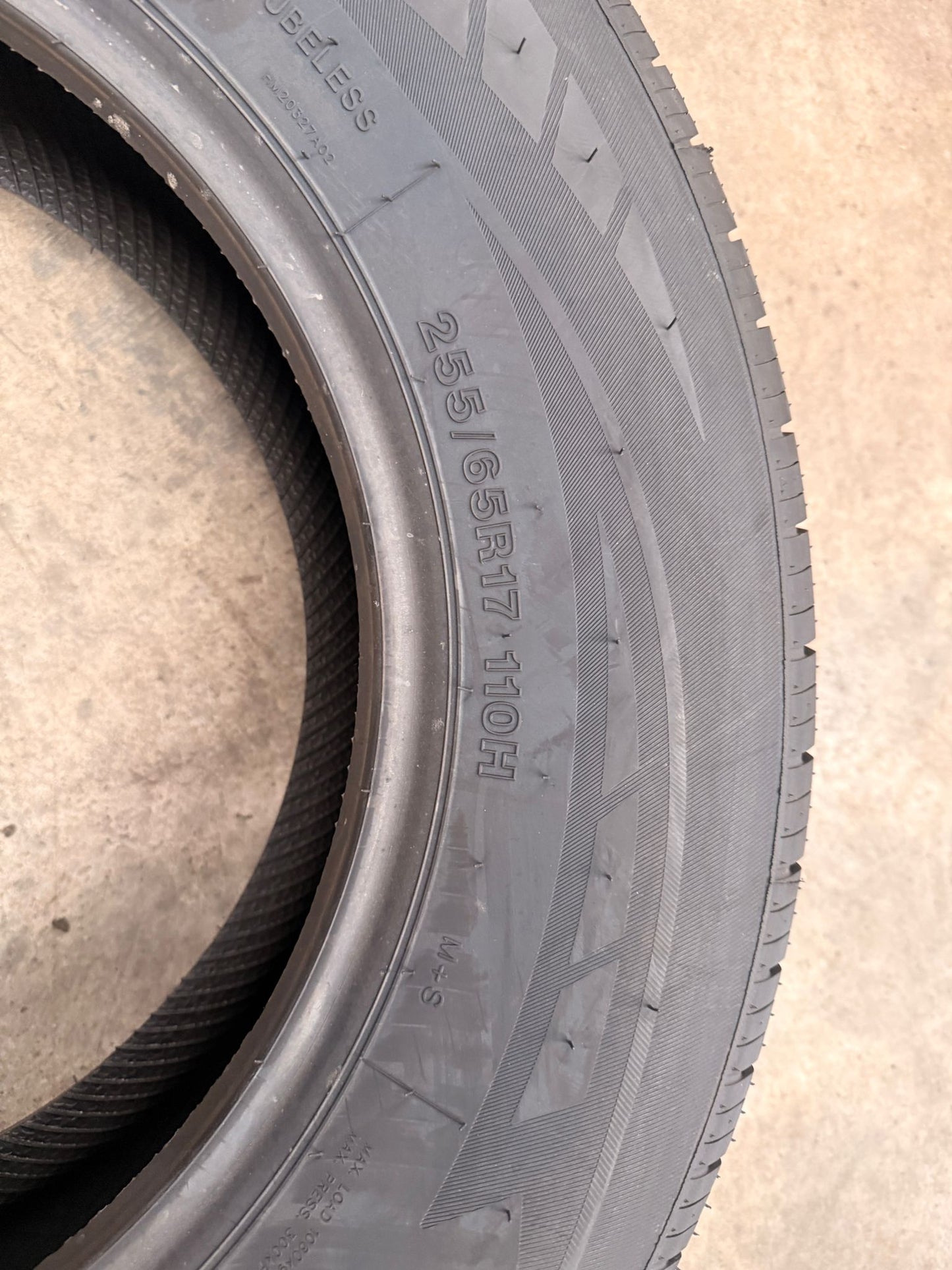 255/65R17 110H – Zmax New Tyre | SUV / 4WD / Ute | Highway Terrain