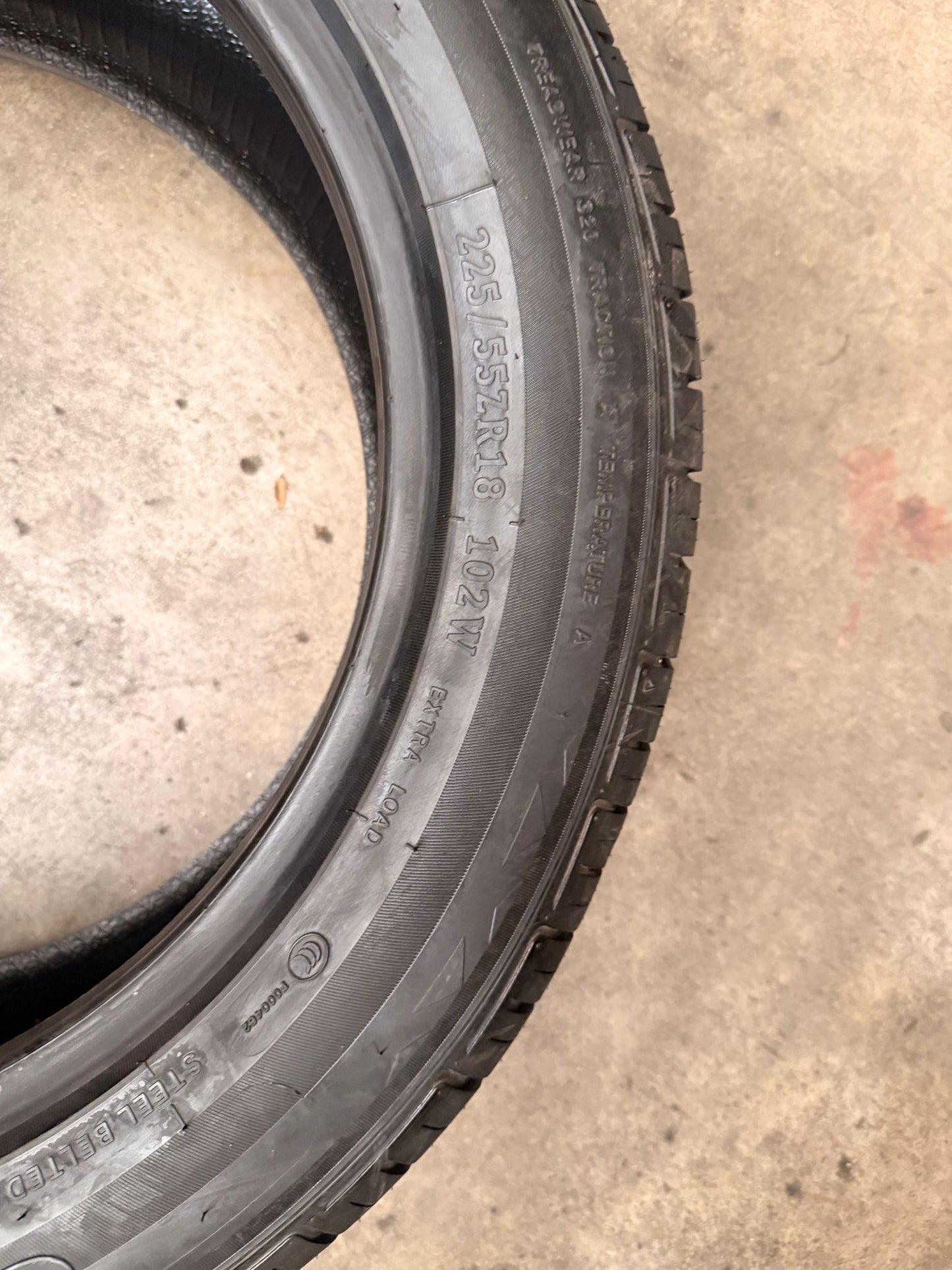225/55R18 102W XL – Comforser | SUV / Passenger Car | Touring / Performance