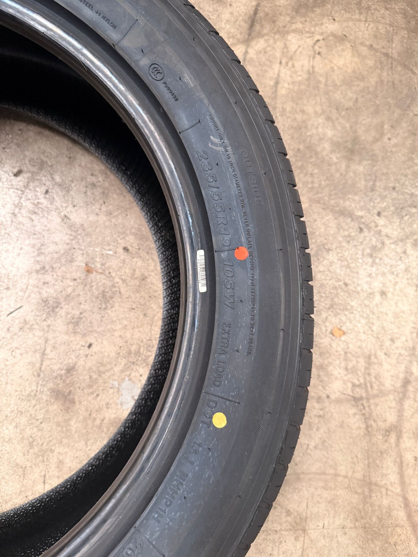 235/55R19 105W XL – Comforser New Tyre | SUV / Crossover | Touring / Performance
