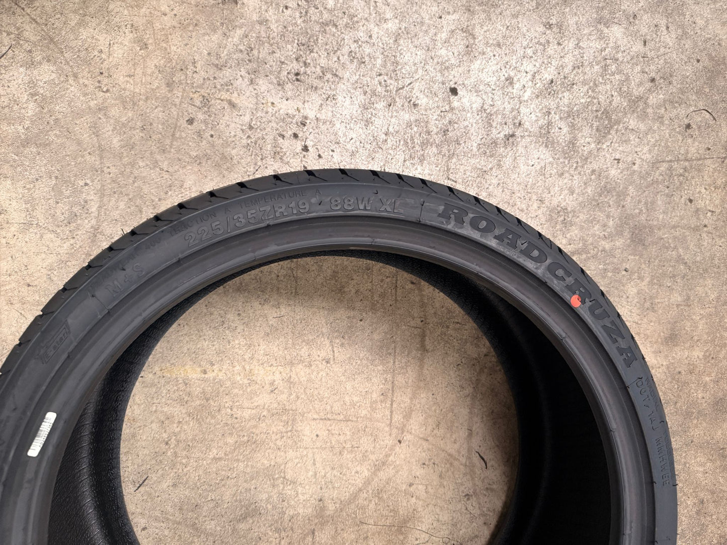 225/35R19 88W XL – Roadcruza | EV Compatible | Passenger Car | High Performance