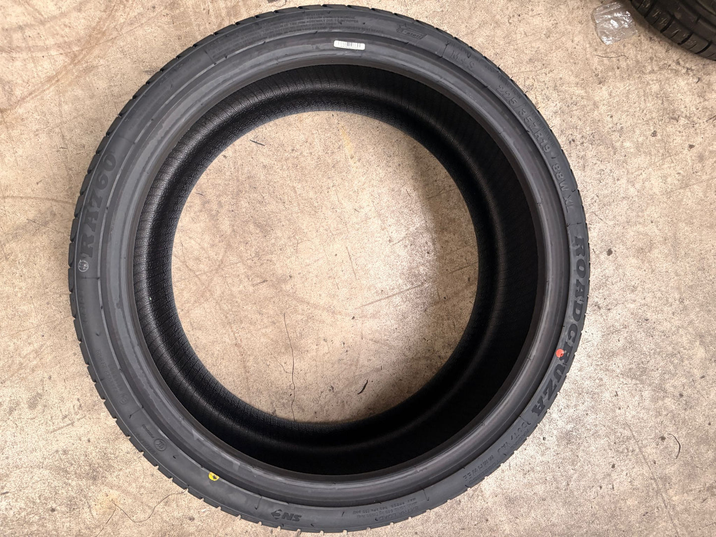 225/35R19 88W XL – Roadcruza | EV Compatible | Passenger Car | High Performance