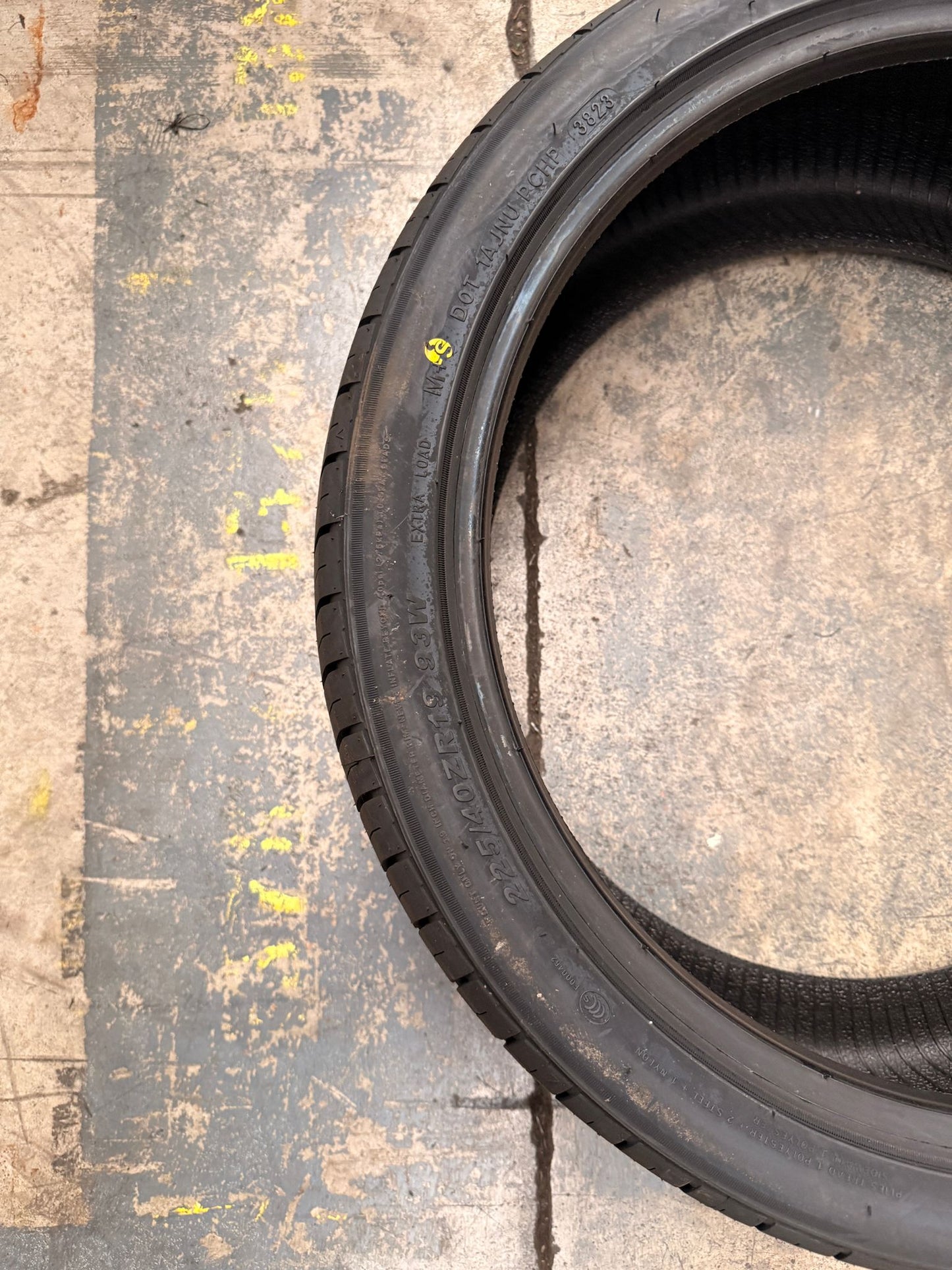 225/40R19 93W XL – Comforser New Tyre | Passenger Car | Ultra High Performance