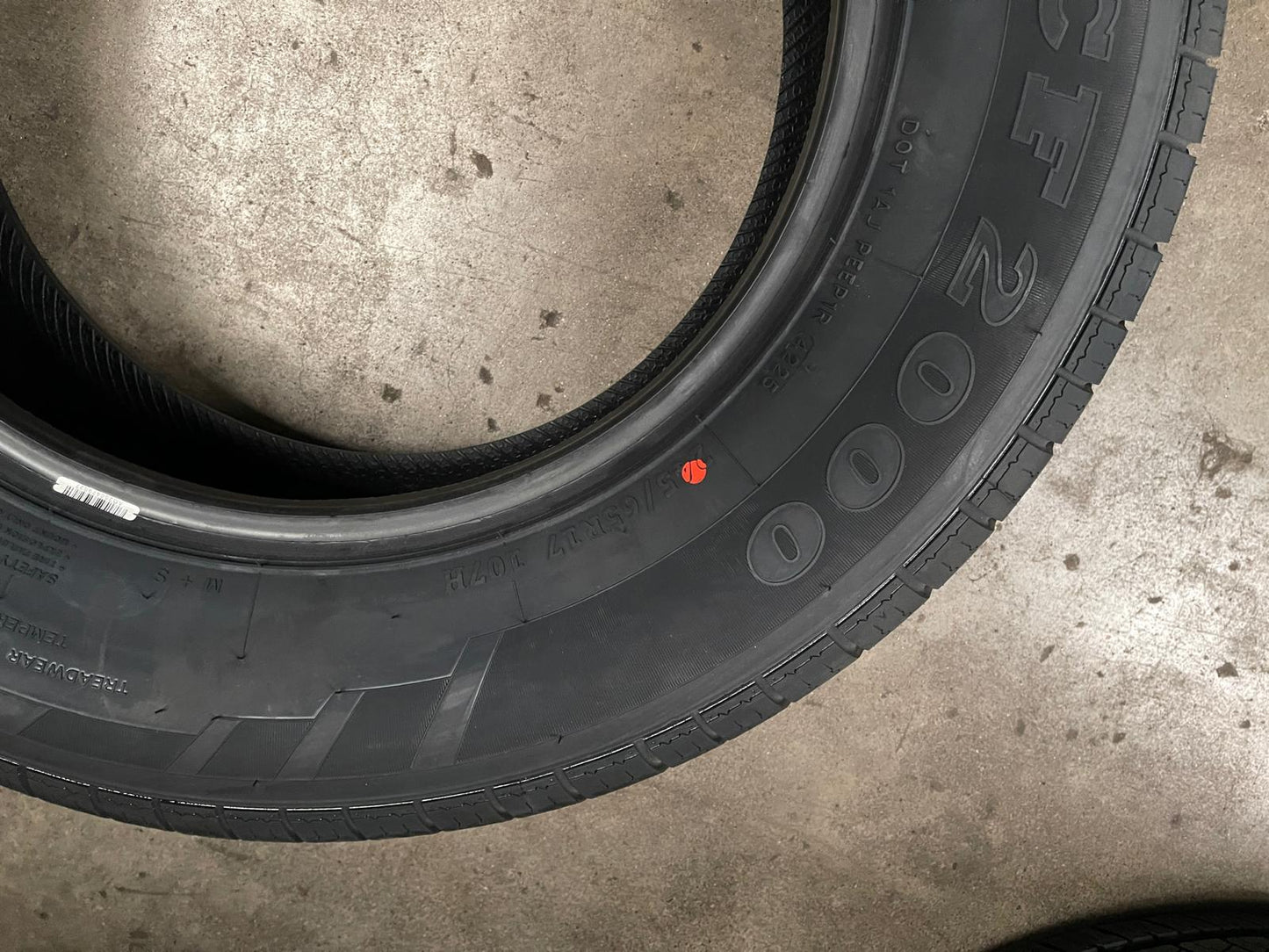 245/65R17 107H – Comforser HT Tyre | Highway Terrain | Passenger SUV
