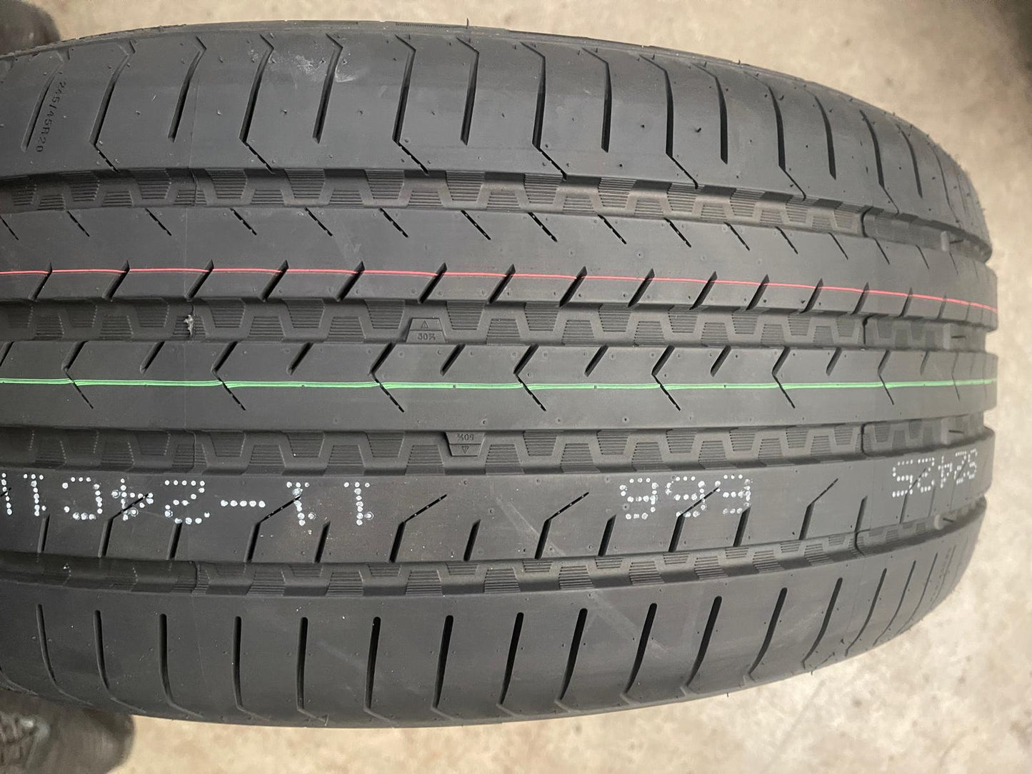 245/45ZR20 103Y XL Comforser – New Tyre | SUV / Performance