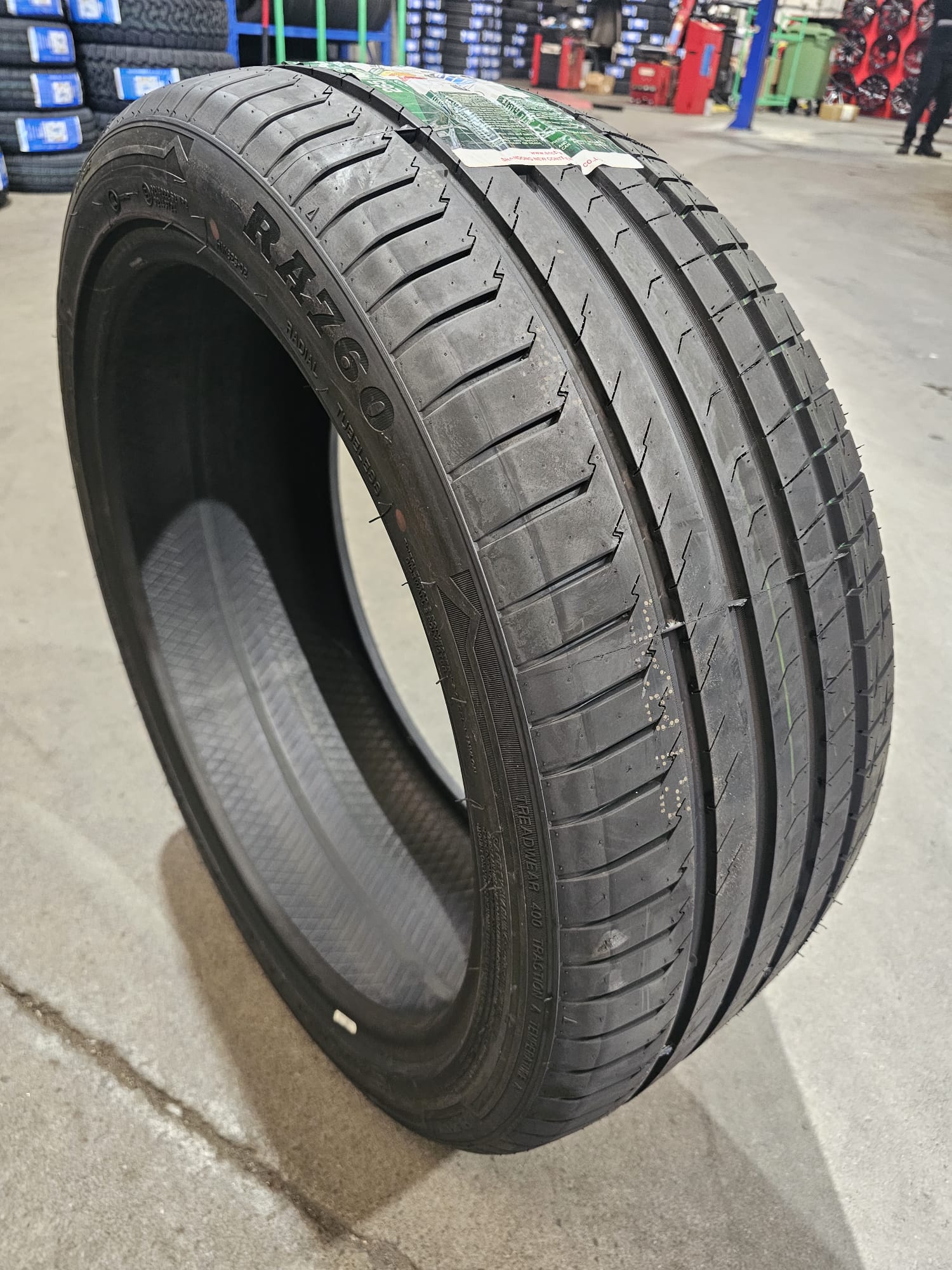 265/40R22 106Y XL Comforser/Roadcruzer – New Tyre | SUV / Performance Zoom Tyres Otahuhu