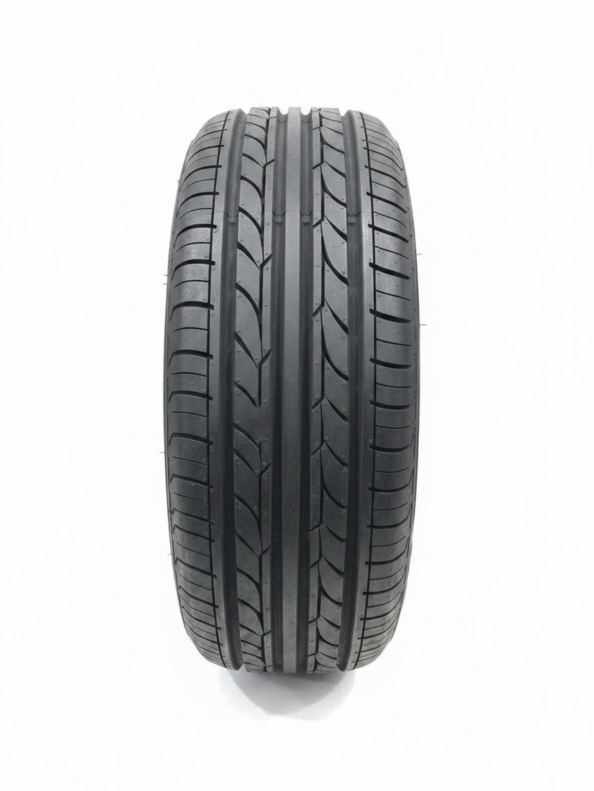 Zoom Tyres Otahuhu Yokohama E400 185/65R14 passenger tyre featuring a radial tread pattern for everyday road use.