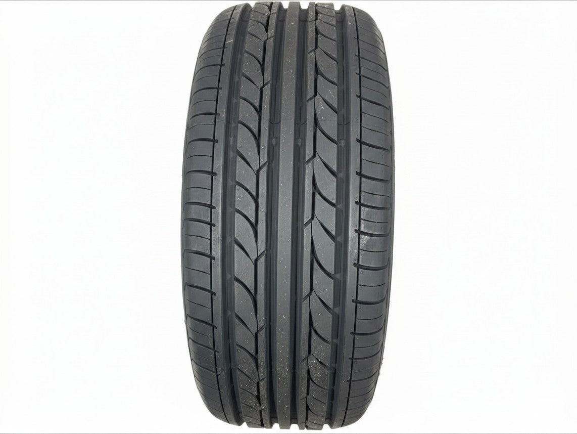 Zoom Tyres Otahuhu Yokohama E400 205/55R16 94V passenger tyre featuring a durable radial tread pattern